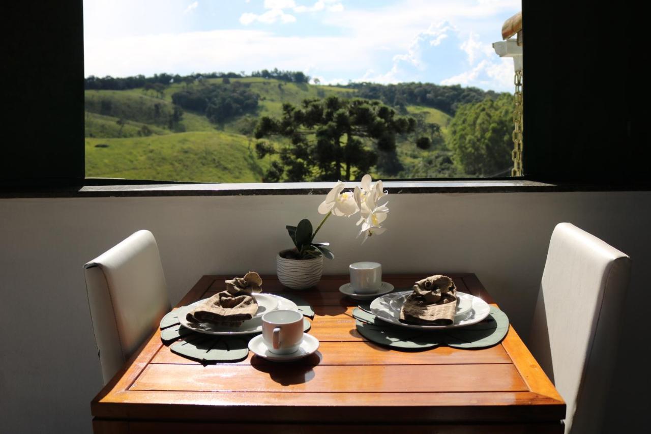 Estalagem Sensacoes Bed & Breakfast Cunha Exterior photo